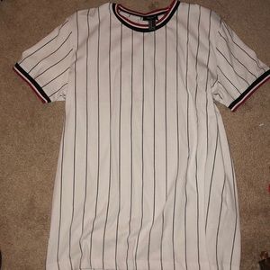 Baseball like shirt